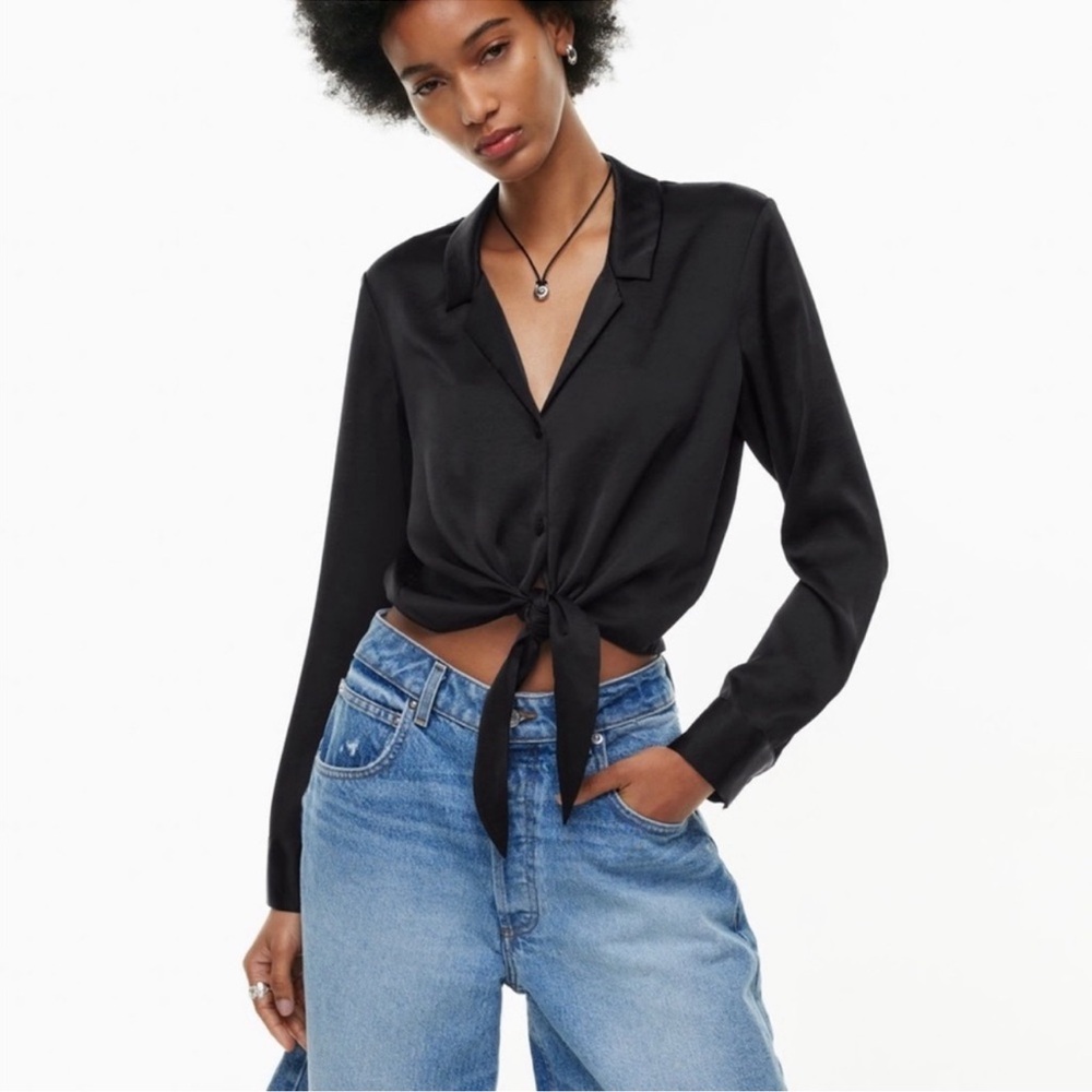 NWOT Aritzia Wilfred Tie-Front Blouse in Black Vegan Silk Women’s Small